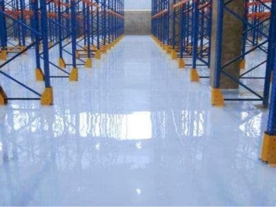 Piso epóxi para centro de distribuição